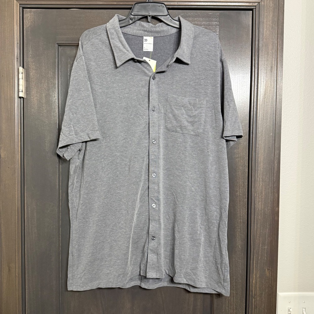 All In Motion NWT Mens XL Gray Short Sleeve Button Down Shirt Stretch